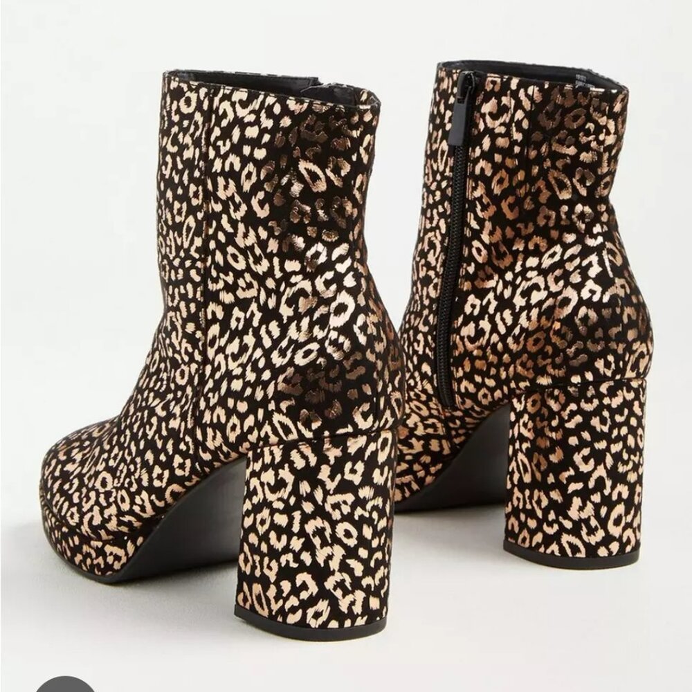 NWOT Torrid gold and black leopard print platform bootie size 9.5ww - Picture 2 of 9